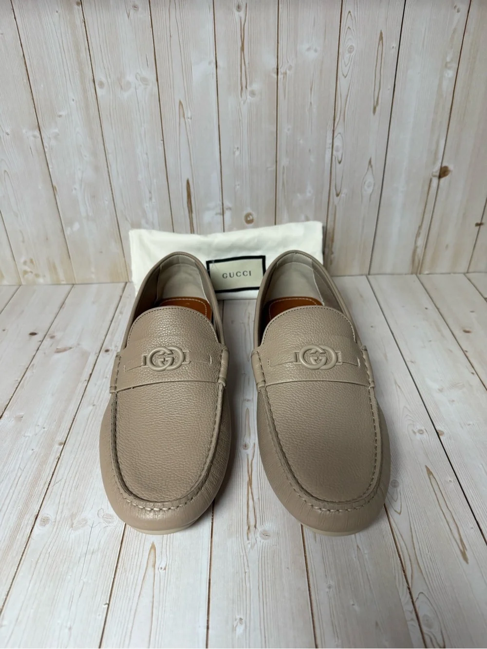 Gucci Interlocking G Leather Driver Loafer Beige/Taupe Sz 8G / 8.5US